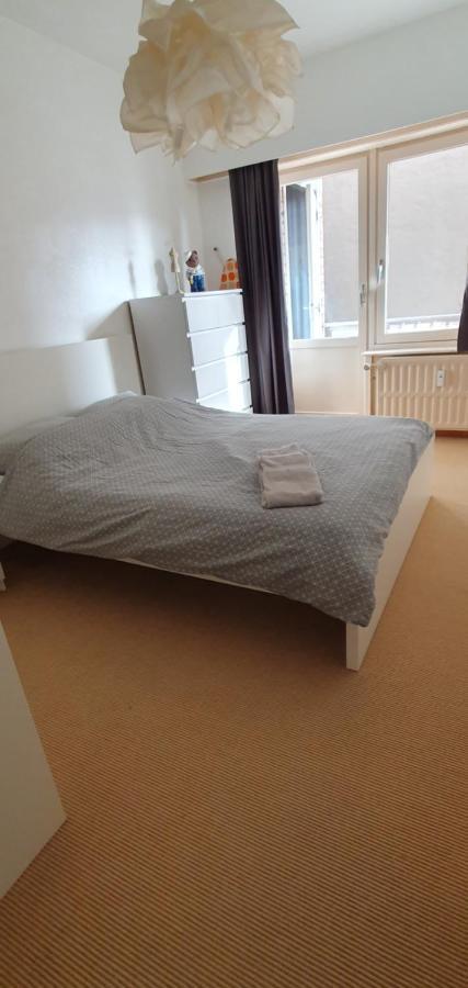 Cosy Apartment Near The Beach And City Center Oostende Bagian luar foto
